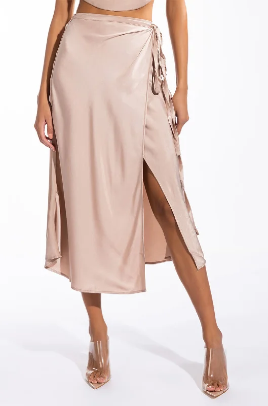 TO THE CHATEAU HIGH SLIT SATIN MIDI SKIRT cashmere skirt fine